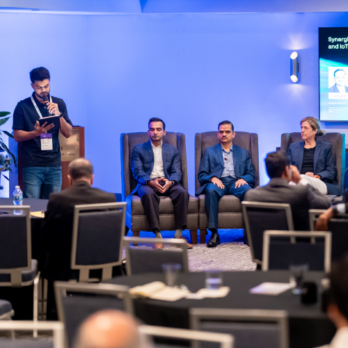 digital innovation conference, executive innovation summit, leaders sharing insights on business innovation